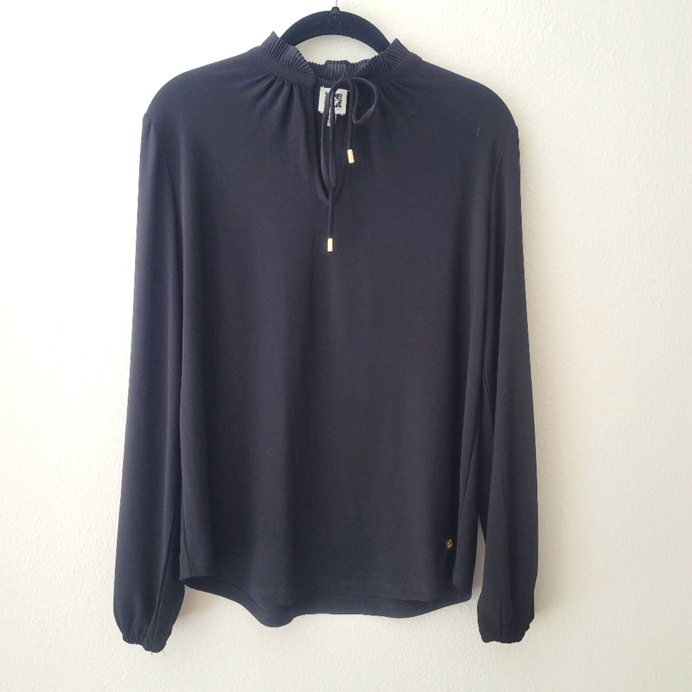 Anne Klein ruffled collar shirt (M)